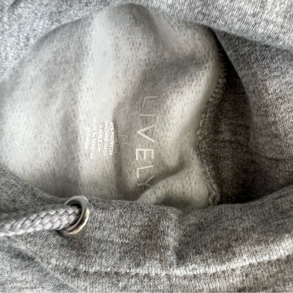 NWT Lively Hoodie Sweatshirt - size MEDIUM - Picture 5 of 6